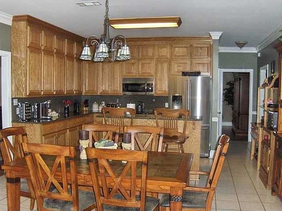 4th image of 163 E Westerlee Dr