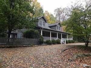 2nd image of 64 Beechtree Ln