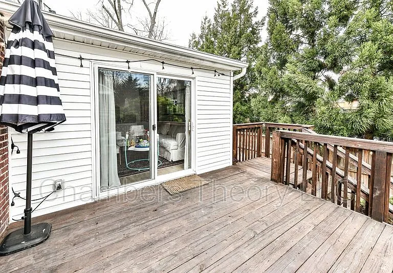 2705 Russell Rd — Photo 22