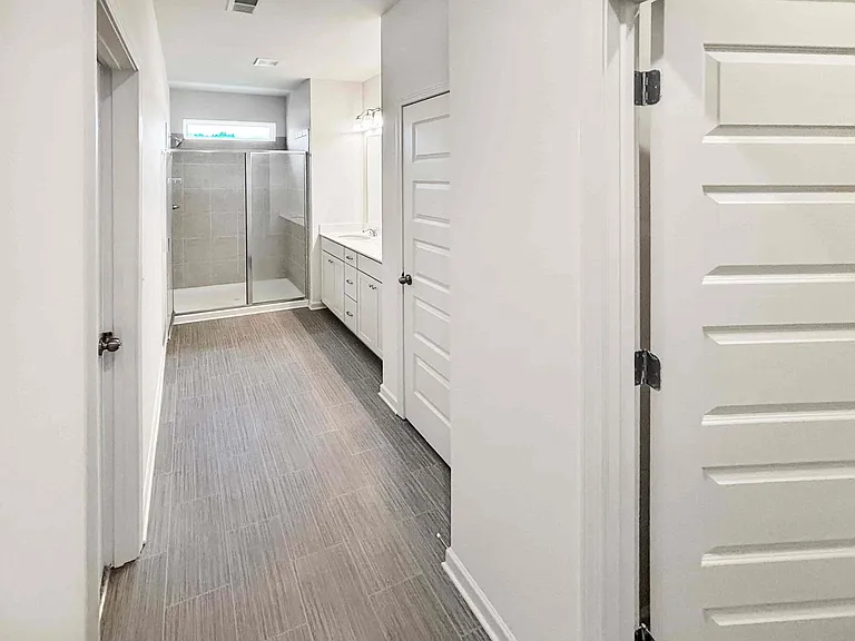 5784 Silver Lake Dr — Photo 13