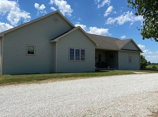 2216 S 400 E, Francesville, IN 47946