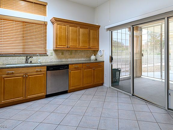 5th image of 10613 Grand Cypress Ave