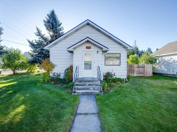 1716 Cedar St, Colfax, WA 99111