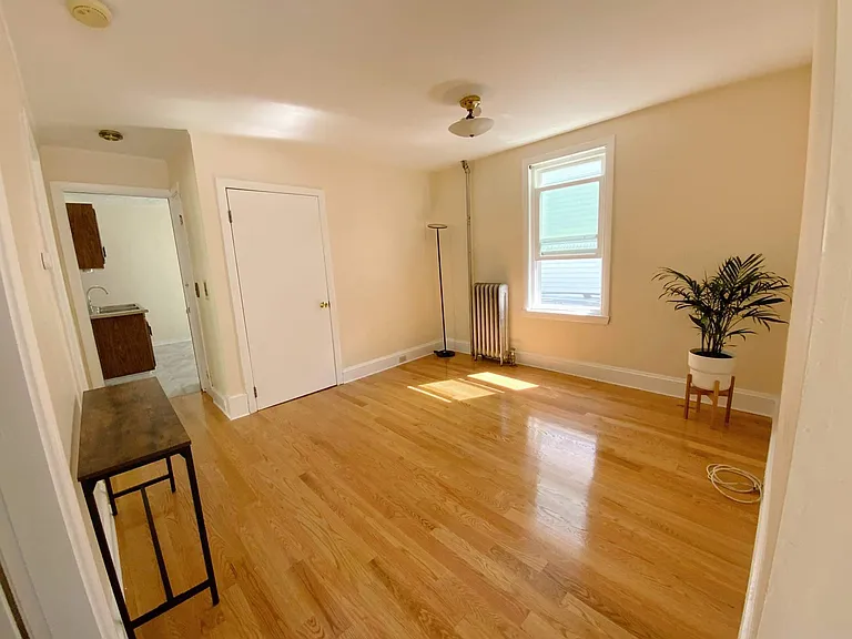 36 Grant Ave #1 — Photo 2