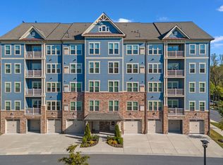 3272 Pine Needle Cir UNIT 202, Frederick, MD 21704