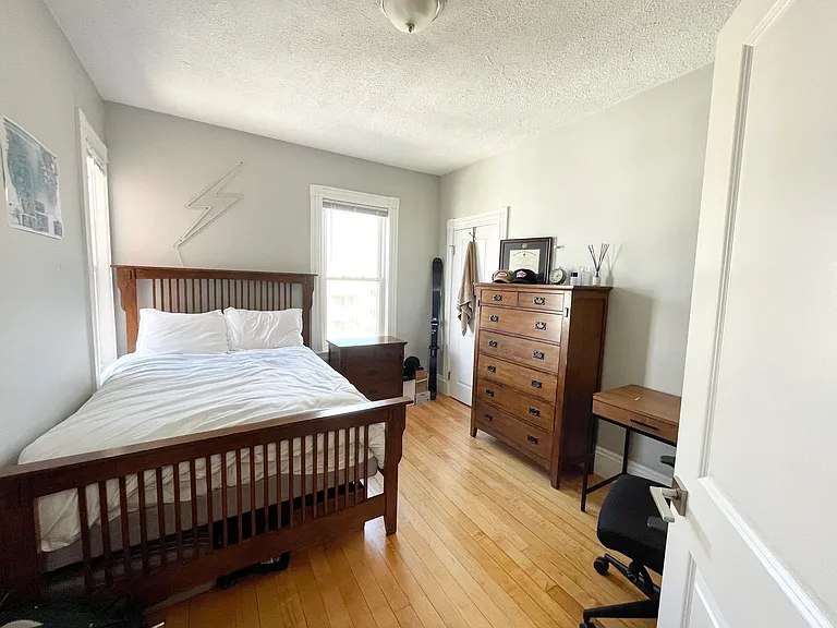 24 Pond St #3 — Photo 7