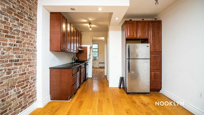Rented by Nooklyn NYC LLC | media 32