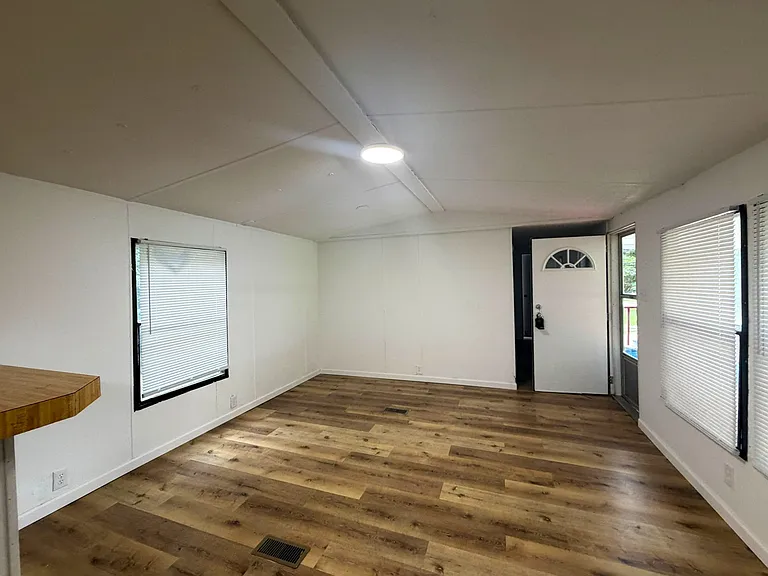 153 Artic Ct #153 — Photo 8