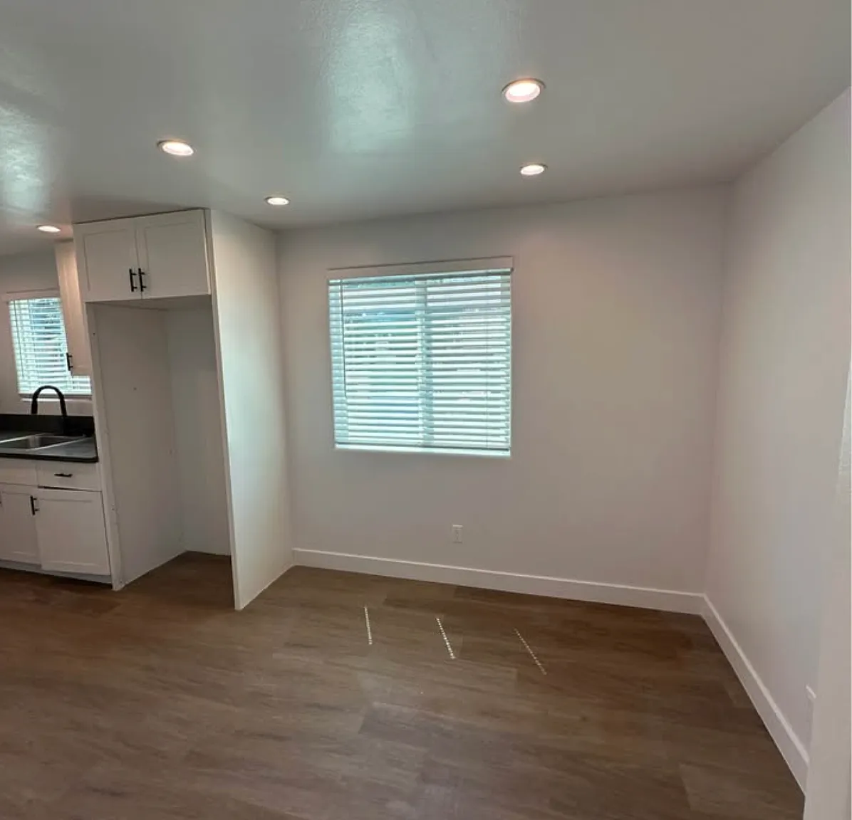 2 bed, 750 sqft, $2,800 — Photo 4
