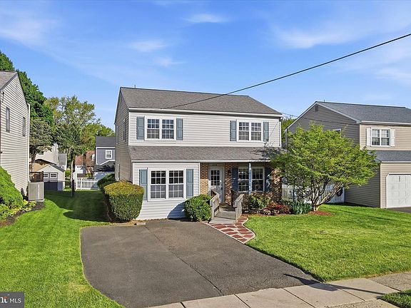 4th image of 305 Roesch Ave