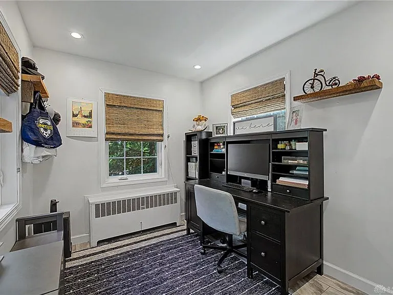 333 Thruston Blvd E — Photo 19