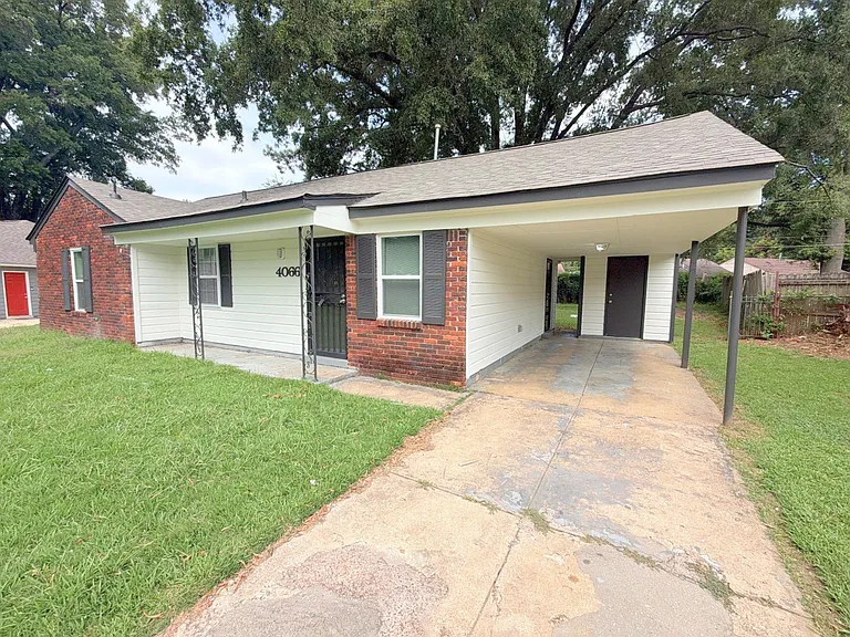 4066 Berrywood Ave — Photo 3