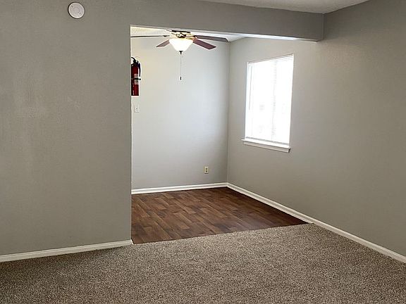 4th image of 701 E Grayson St APT 25