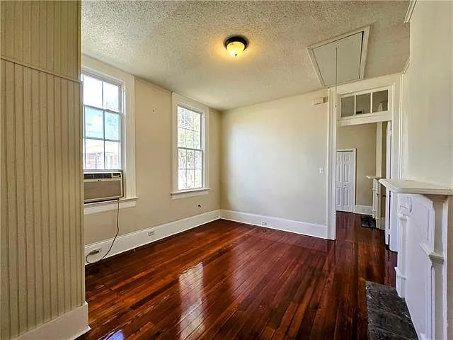 2931 Baronne St — Photo 8