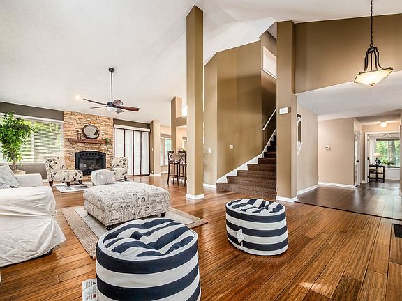 5th image of 8559 Halley Dr