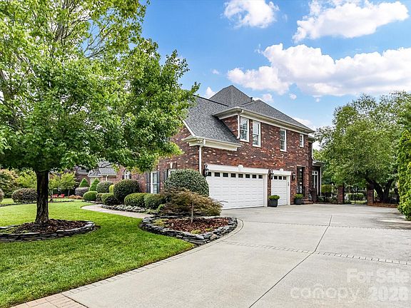 3rd image of 6114 Four Wood Dr