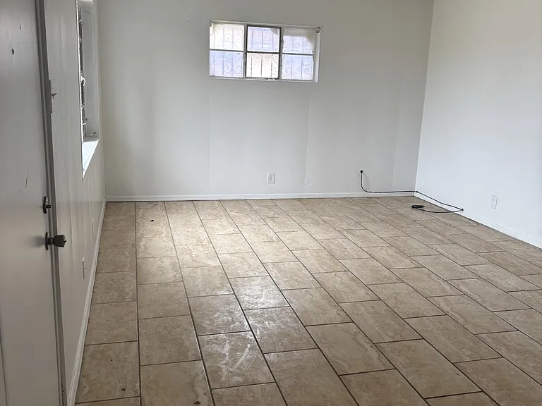 604 Cortez Dr — Photo 5