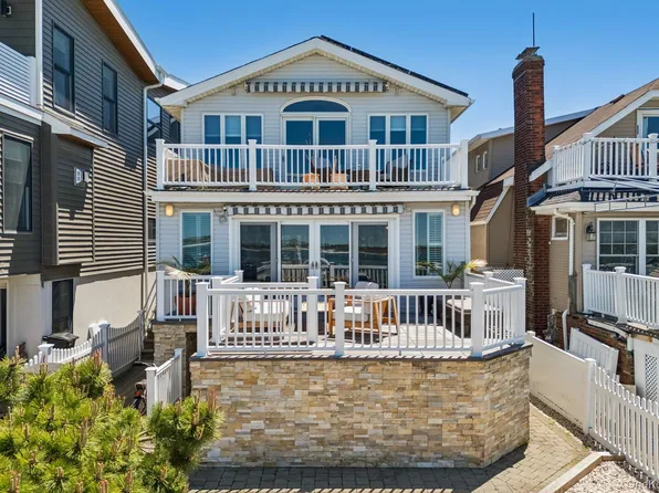 746 W Bay Drive, Long Beach, NY 11561