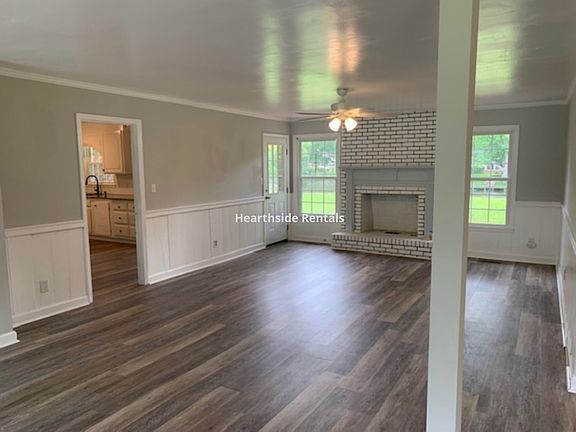 3rd image of 112 Lakeview Dr