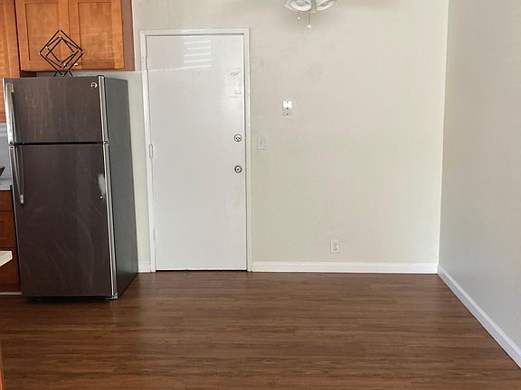 5th image of 16970 Barnell Ave APT A