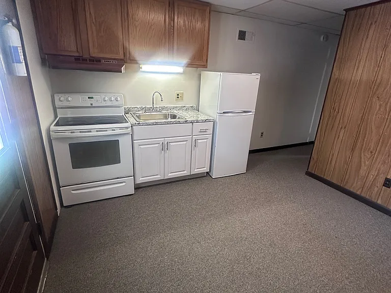 145 Quailwood Pkwy #3 — Photo 5