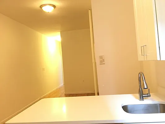 Rented by Sky Management | media 71