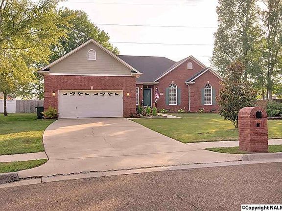 4th image of 14014 Camden Cir SE