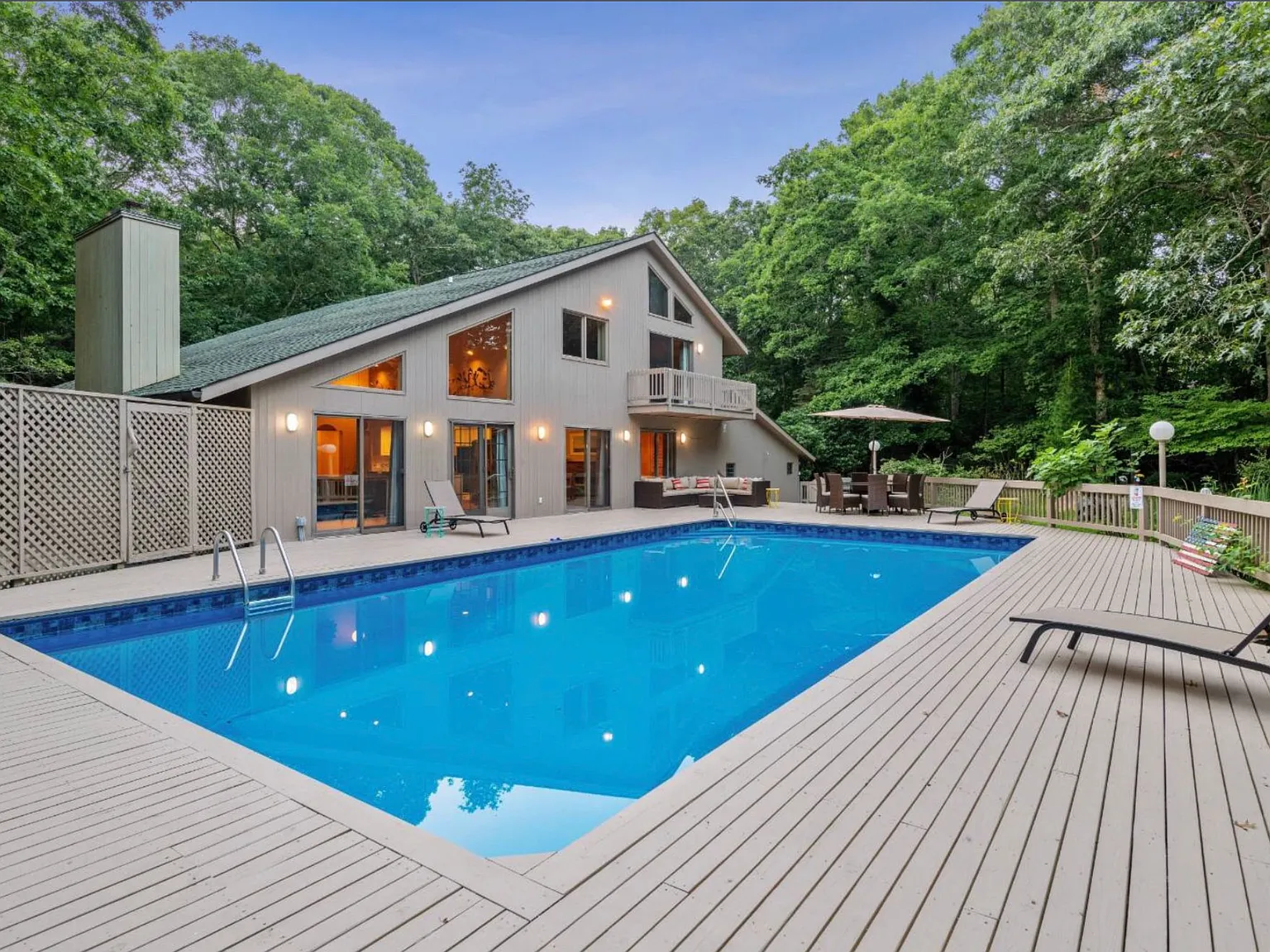 Summerlight Estate by Rove Travel | Villa with Pool — Photo 1