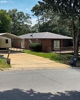 2nd image of 1001 34th St