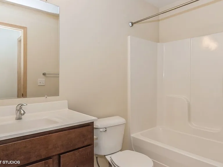 901 Scott Park Dr — Photo 19