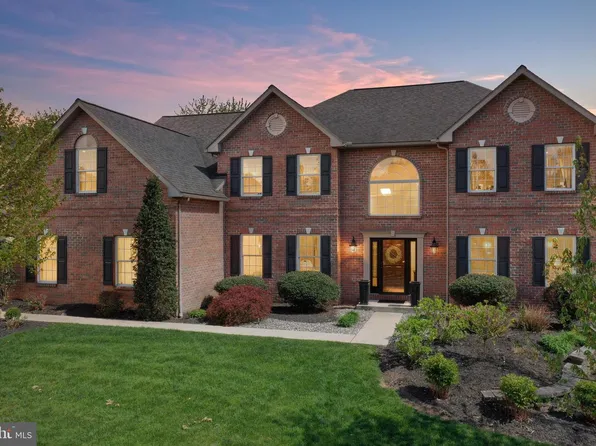 229 Atlantic Ave, Sinking Spring, PA 19608