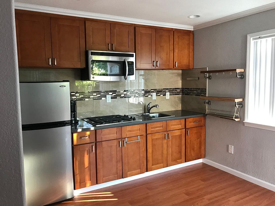 1st image of 1128 Park Heights Dr