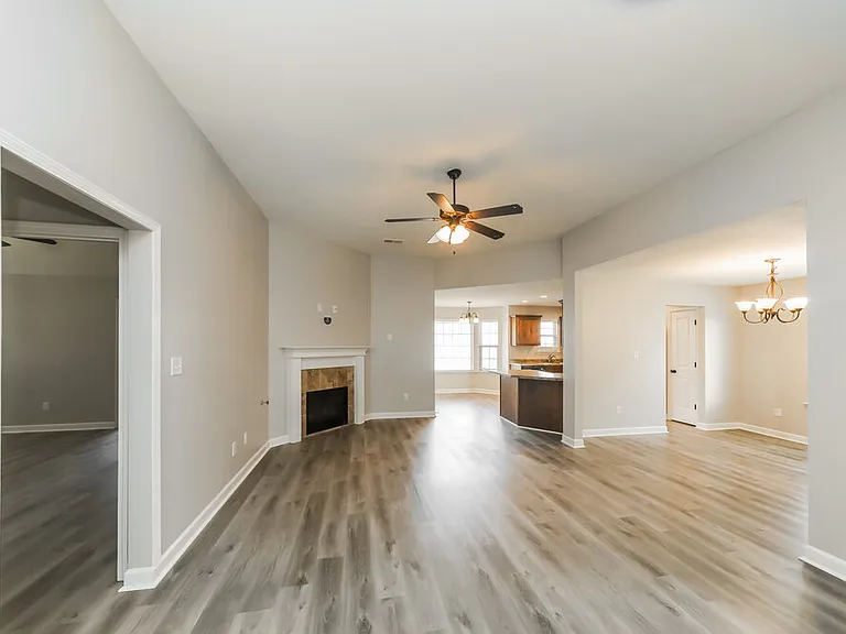 7898 Ironwood Dr — Photo 4