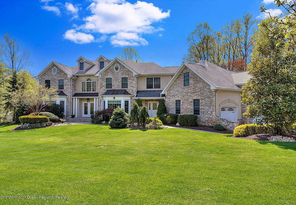 2nd image of 21 Winchester Ln