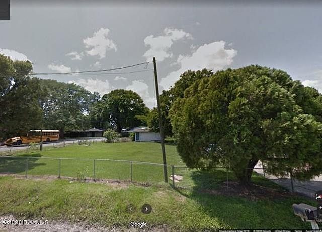 1st image of 304 Mercedes Cir