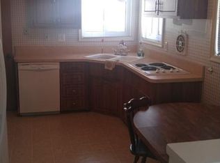 32660 Sandra Ln, Westland, MI 48185