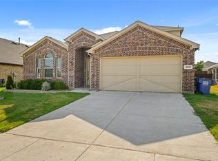 4613 Melanite Rd, Aubrey, TX 76227