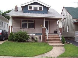 12542 North Rd, Cleveland, OH 44111