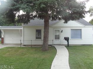 1214 N State St, Bloomington, IL 61701
