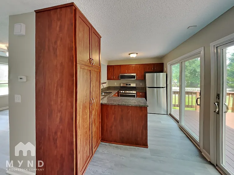 5984 Cape Coral Ln — Photo 2