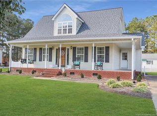 61 Knottingham Ct, Dunn, NC 28334