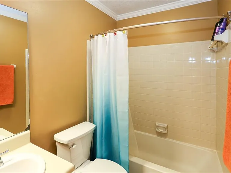402 Olde Mill Ln — Photo 26