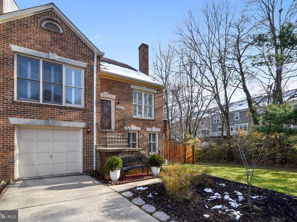 3023 Oakton Meadows Ct