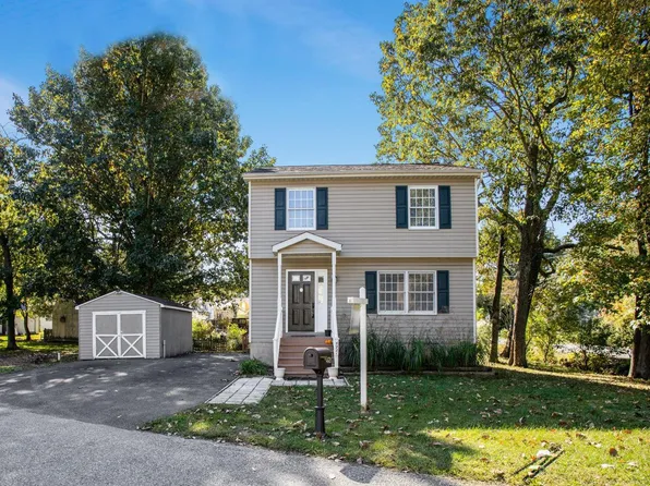 4921 Bonniewood Dr, Shady Side, MD 20764