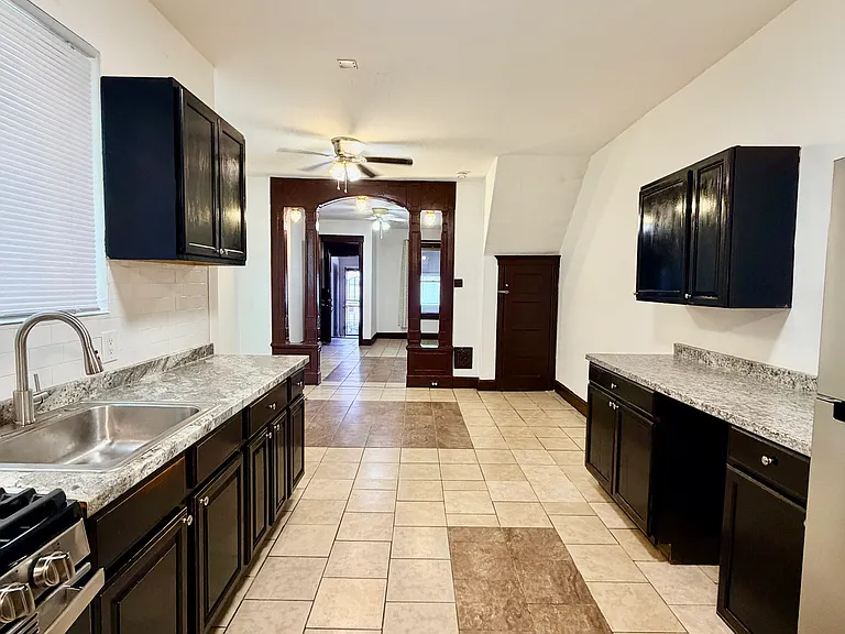 5232 Heston St — Photo 3