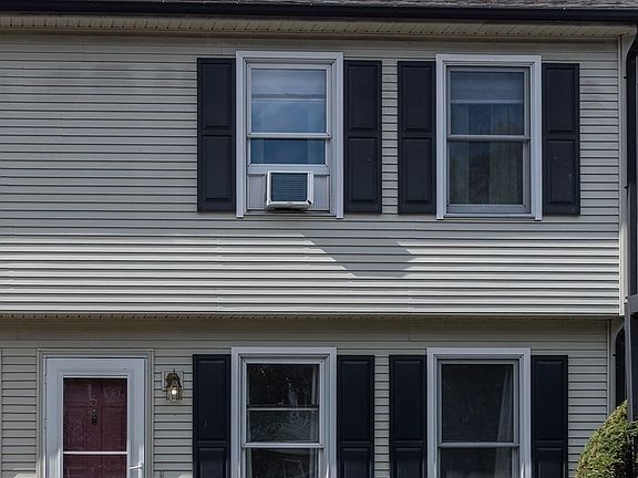 2nd image of 166 Hillside Rd APT 5