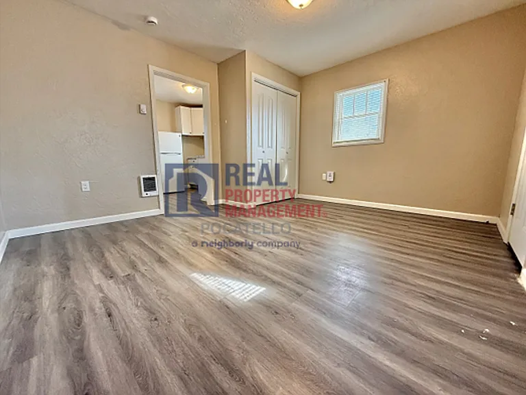 850 S 4th Ave — Photo 6