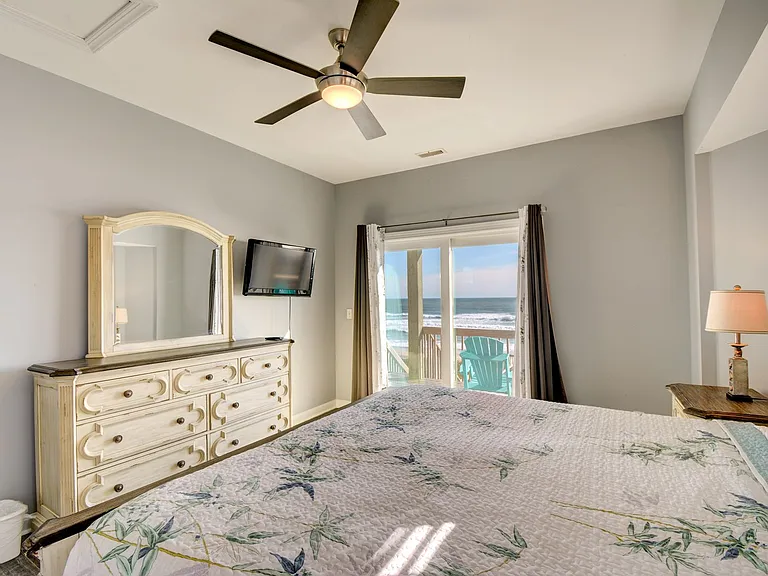 1526 S Shore Dr — Photo 12
