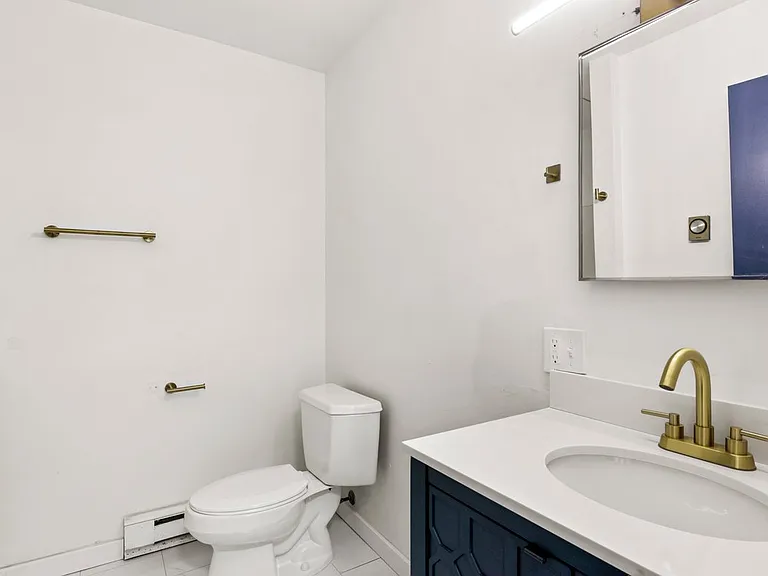 Meadows of Geneseo - Student Housing — Photo 5