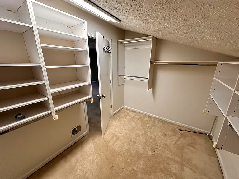 2355 Coyote Creek Dr — Photo 17